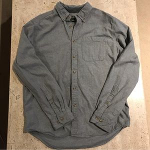 Eddie Bauer Men’s Gray Flannel Button Down Casual Shirt Size Large